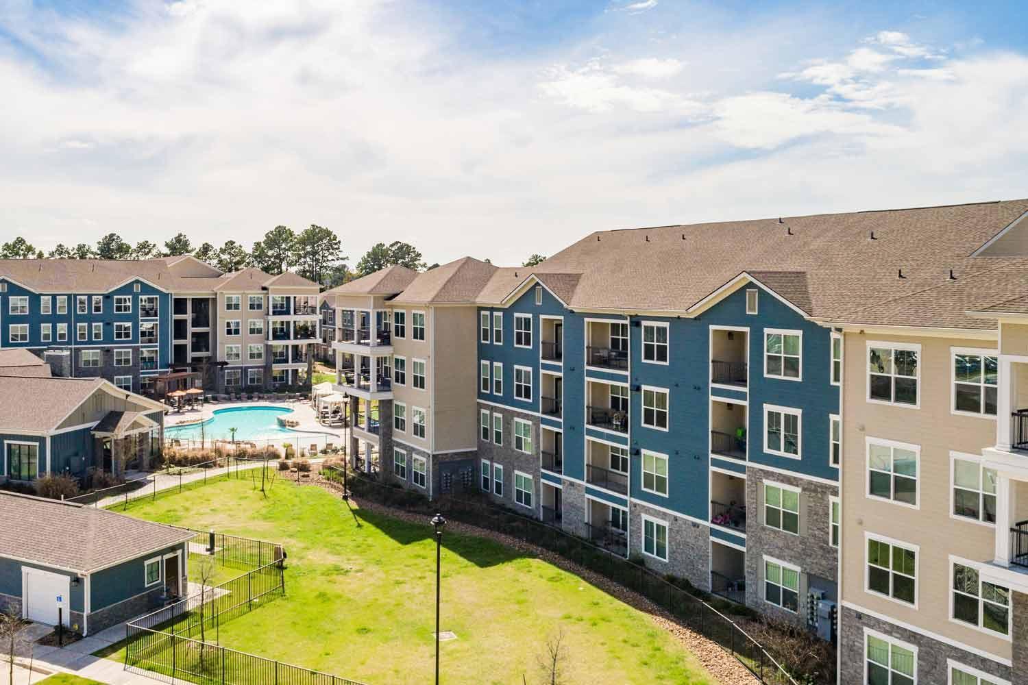 Spacious Furnished Resort Style Apartments Tomball Eksteriør bilde